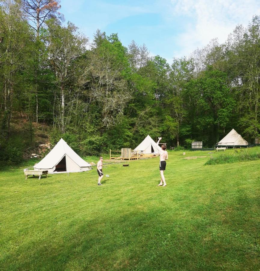 Belair Le Camping Champagnac-de-Bélair Eksteriør billede